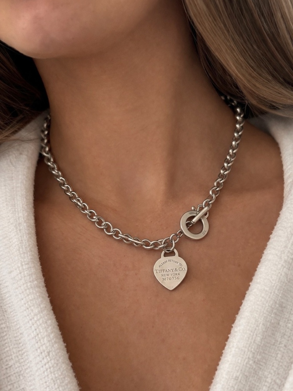 Tiffany & Co. Sterling Silver Toggle Charm Necklace with Teal Pouch - Picture 2 of 7